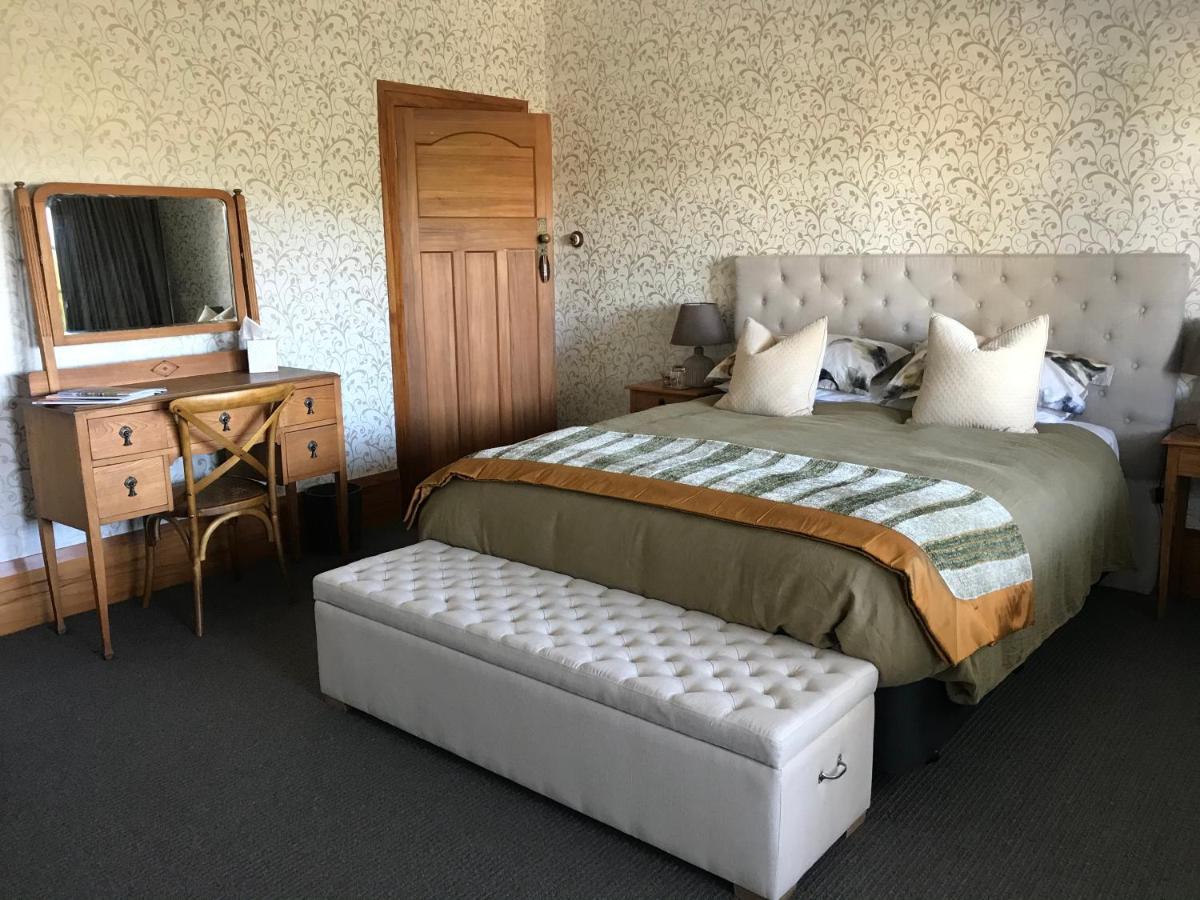 Bed and Breakfast Cedar House Гисборн Экстерьер фото