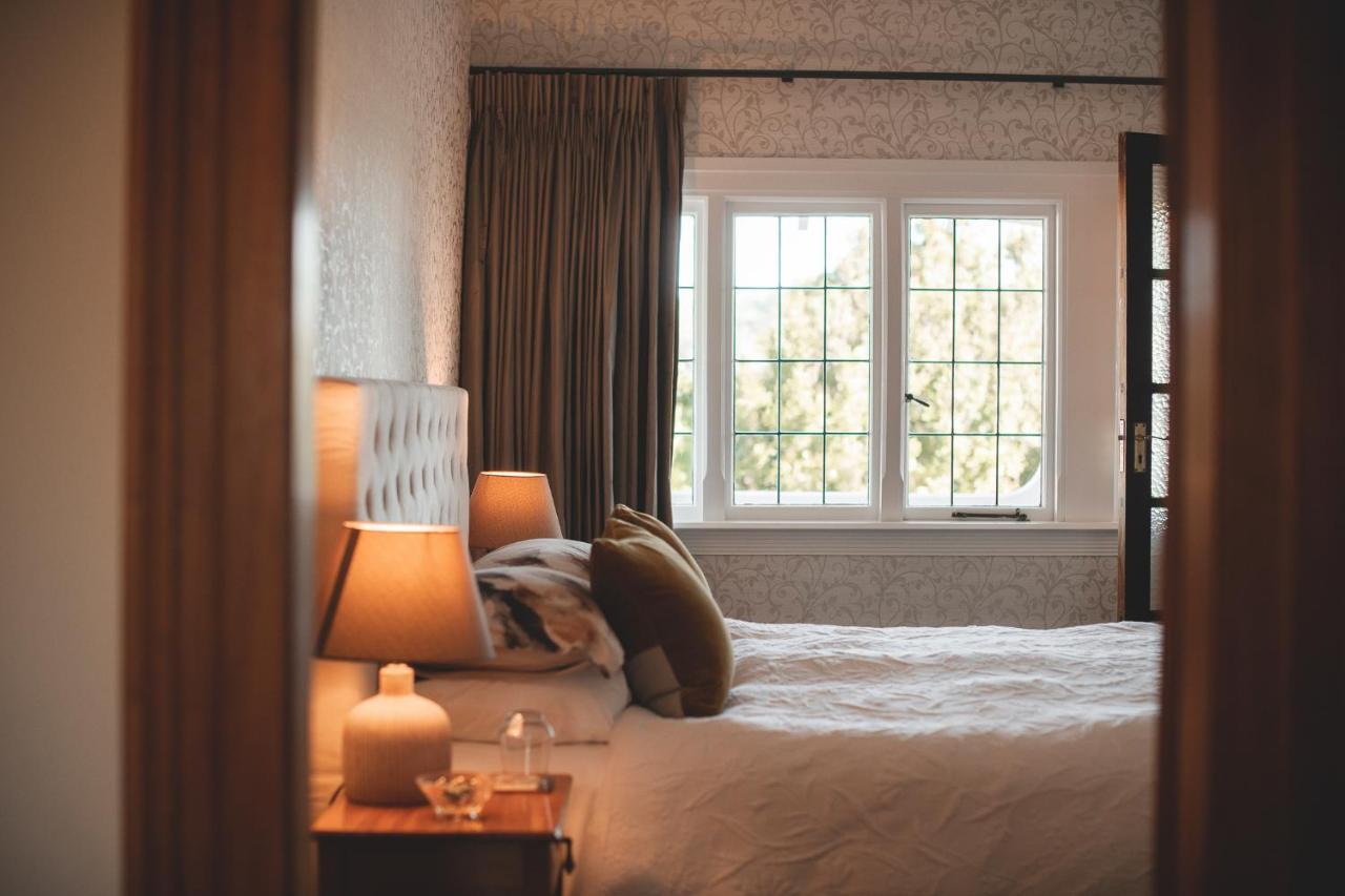 Bed and Breakfast Cedar House Гисборн Экстерьер фото
