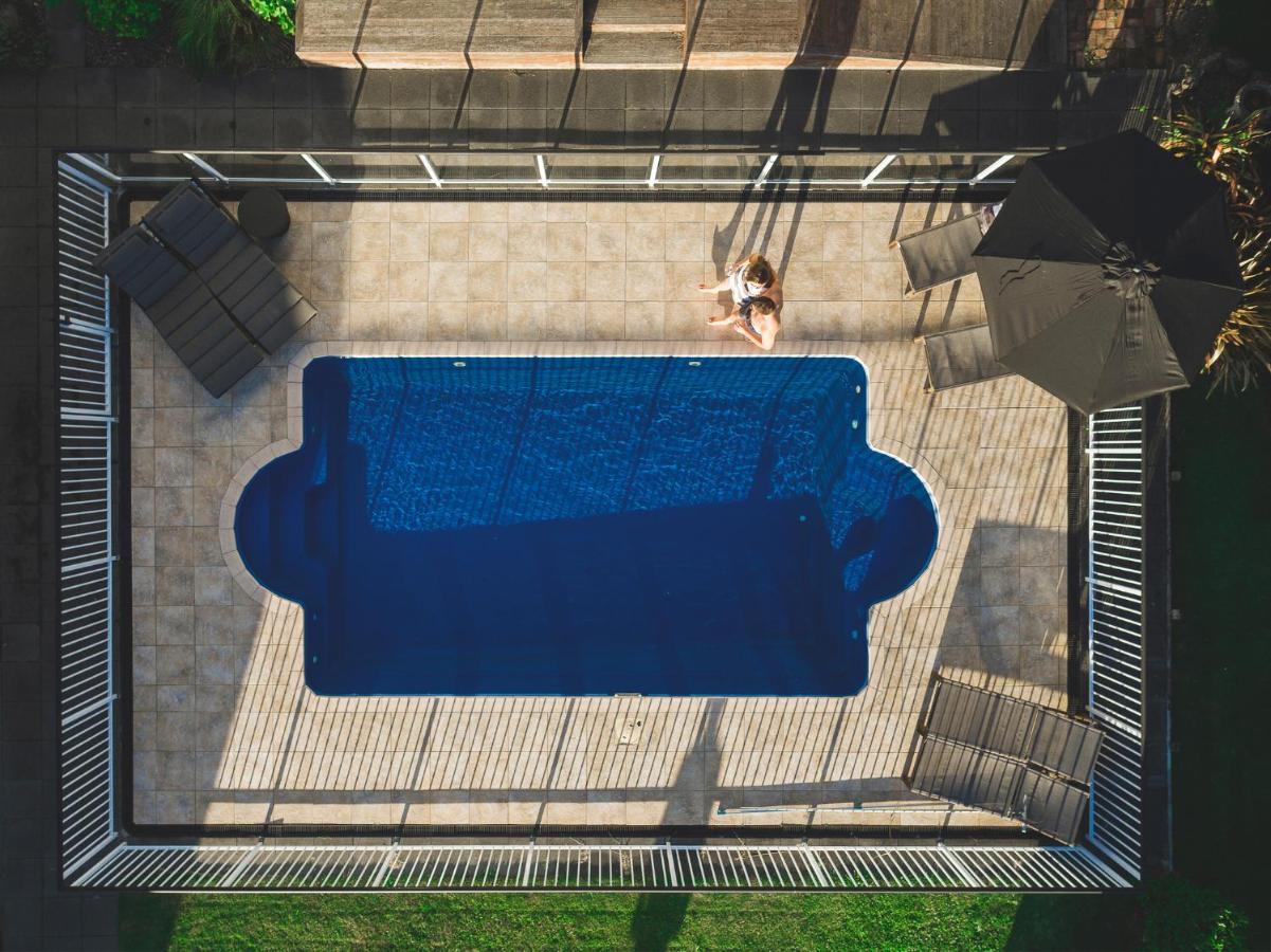 Bed and Breakfast Cedar House Гисборн Экстерьер фото